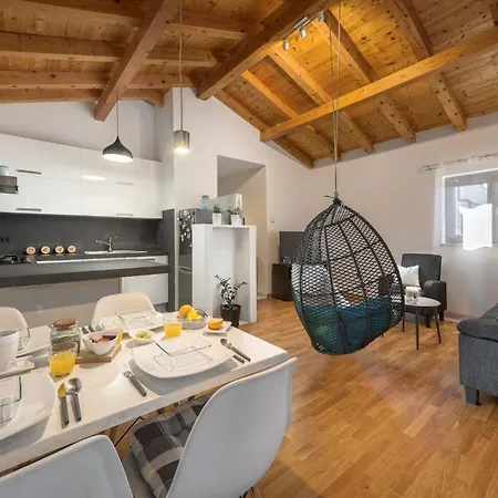 Holiday home Nala - Detached House, Walk To Pula