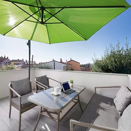 Holiday home Nala - Detached House, Walk To Pula